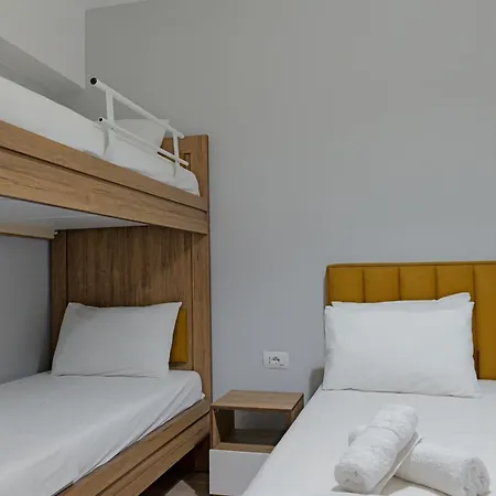 Hotel Holiday Sarandë
