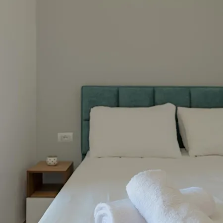 Hotel Holiday