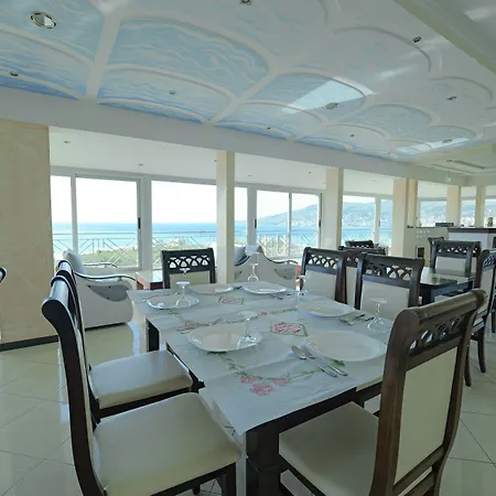 Hotel Holiday Sarande