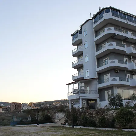 Otel Hotel Holiday Saranda