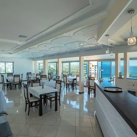 Hotel Hotel Holiday