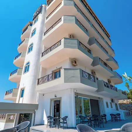 Hotel Holiday 3*