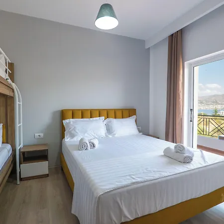 Hotel Holiday Sarandë