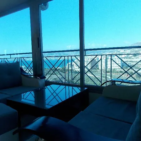 Hotel Holiday فندق 3*
