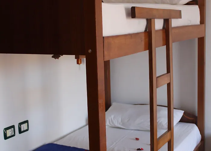 Otel Hotel Holiday Saranda
