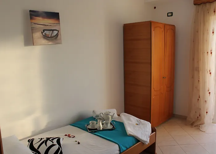 Hotel Holiday Sarandë