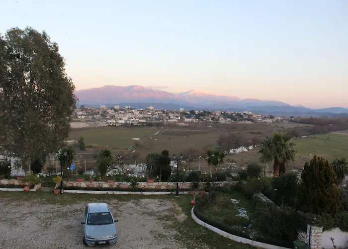 Otel Hotel Holiday Saranda