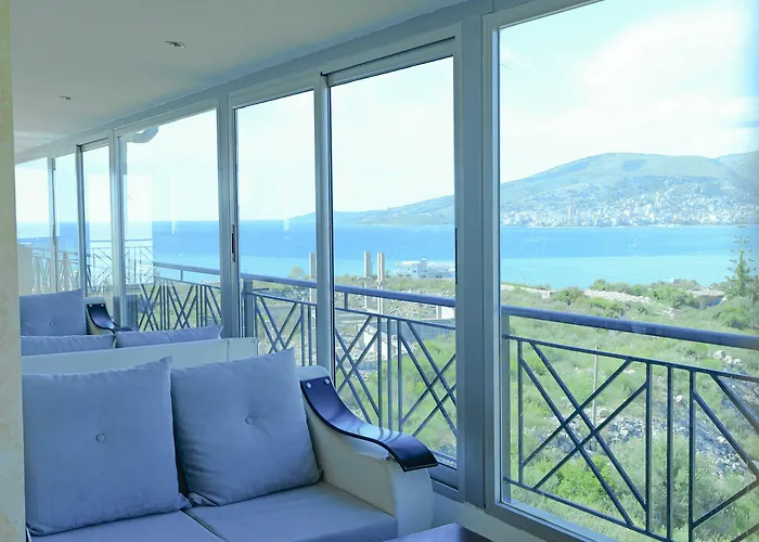Hotel Holiday 3*
