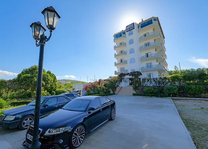 Otel Hotel Holiday 3*